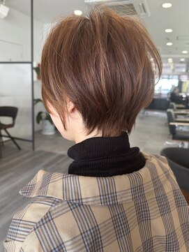 ビューエヒメ(VIEW EHIME) 小顔シフォンベージュ美髪ショート