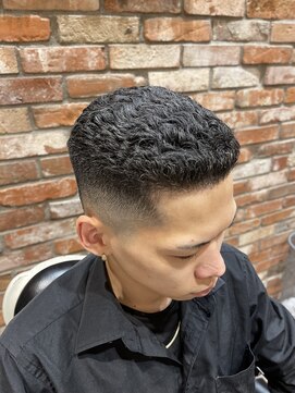 ヒロギンザバーバーショップ 丸の内店(HIRO GINZA BARBER SHOP) 濡れパンバック