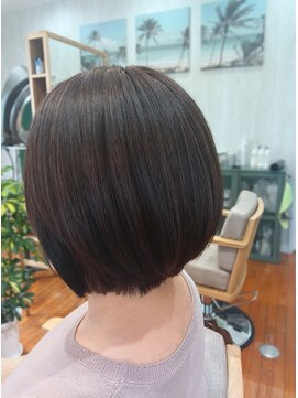 ヒア(HiA) コンパクトボブ