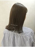 透明感オリーブベージュ×ロブ