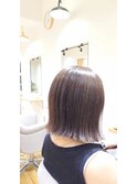 ブルーアッシュ切りっぱなしボブ