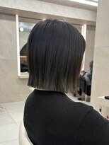 マウル ナゴヤ 名駅(MAEUL NAGOYA)&nbsp;人気の丸くならないヘイリーボブ　暗めオリーブ