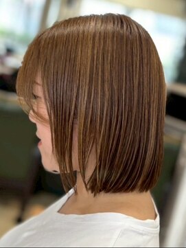 ヘアークリアー 春日部 おしゃれな大人のストレート ワンレンボブスタイル