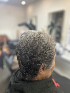 ドクタークープ(Dr, Coupe) カット白髪ぼかし