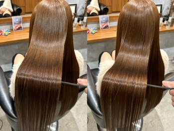 カフェアンドヘアサロン リバーブ(cafe&hair salon re:verb)の写真/真っ直ぐすぎる髪は卒業。地毛のような質感の髪質改善縮毛矯正で、扱いやすく美しいナチュラル髪へ♪