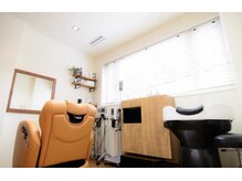 バーバーショップテト(barber shop tete)の雰囲気（店内個室［京都/メンズ/メンズパーマ/眉毛/メンズカット/men's］）