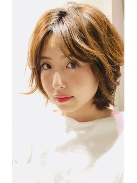 メイカ(MEIKA) 大人かわいいウルフカット