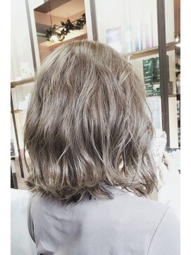 ラネージュ(La Neige) クリアアッシュボブ