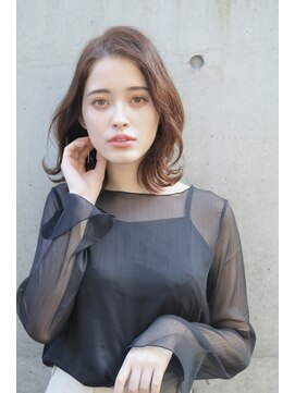 ロンドアベニール 北千住(Lond avenir) 外巻きボブ　クリアベージュ　西田大樹