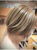 スッキリ丸みショートボブ