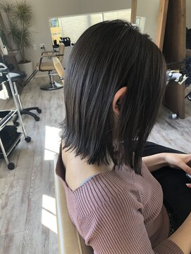 シキ(C key) 艶のある暗め