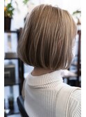 【SHARON】ハイトーンベージュ×ナチュラルスリークボブ