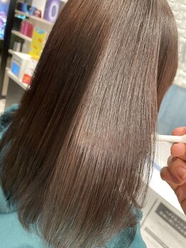 アース 検見川浜店(HAIR&MAKE EARTH)の写真/今最も話題の髪質改善トリートメント！髪に栄養を補充して、うるサラな髪へ♪