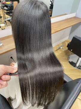 シカ 神戸三宮元町店(Cica) 【Cica 神戸三宮元町】髪質改善トリートメント