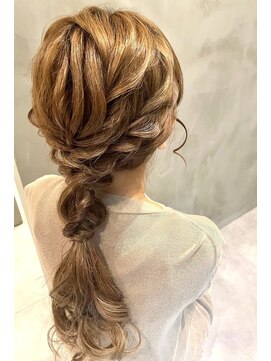 サロンドワン(SALON DE 1) #ルーズヘア