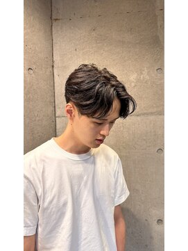 ヒート トウキョウ 目黒店(HEAT TOKYO) ニュアンスパーマ　刈り上げ　センターパート