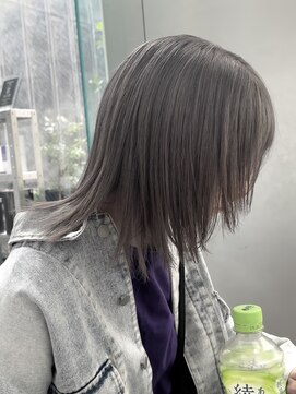 シェリ ヘアデザイン(CHERIE hair design) 《suu.02》smoke gray × ミディアムウフル