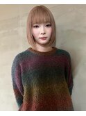 《OLTI》柔らかベージュ×顎ラインボブ