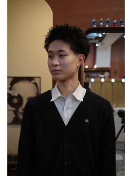 エディ(Edy) メンズスパイキーショート刈り上げツイストピンパーマ眉毛カット