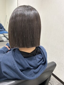 セカンド(Second) Second   ×　切りっぱなしボブ