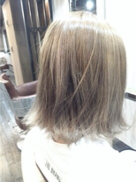 ヘアサロンエム 渋谷店(HAIR SALON M) 2016SSホワイティベージュ