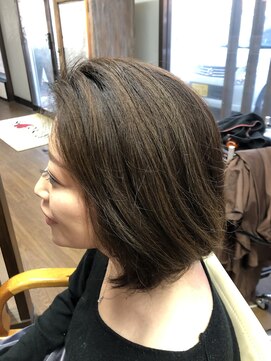 ウイングハーツ 石岡店(WING HEART'S) 前髪が長いショートボブ