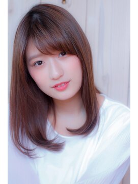 エルフォ(elfo) 【elfo】セミロング・ストレートでまとまりとツヤ効果UP