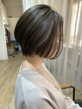 アフロートpd+ KOBE(AFLOATpd+) 10代20代30代前下がり丸みショート