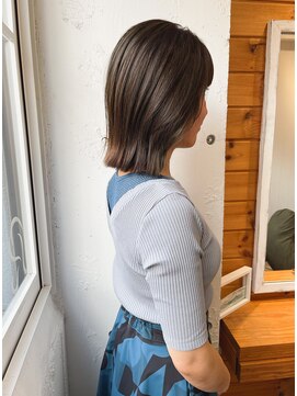 ロイズ 自由が丘(Roys) 大人切りっぱなしロブ&ダークベージュ☆