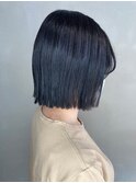 切りっぱなしボブ×ブルーブラック