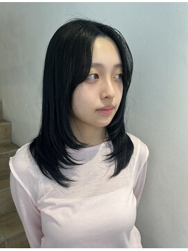 バズ(BUZZ) ダークグレー×レイヤーカット