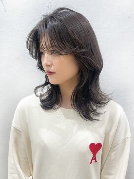 ロンドプランタン 恵比寿(Lond Printemps) くびれミディアムヘア レイヤーカット グレージュ