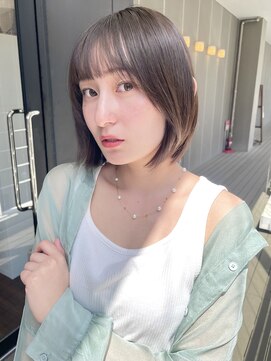 シオ ヘアー デザイン(Sio. hair design) 流れる顔周りで骨格矯正