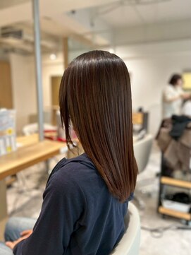 ソイクフ(SOY KUFU) 大人可愛い20代30代40代◎ツヤ感引き立つストレートロング