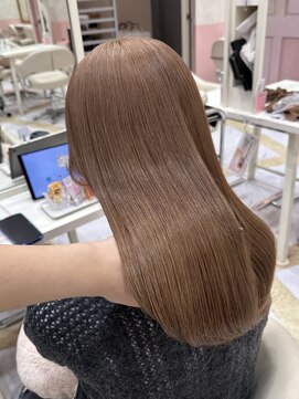 リー 梅田(Lee) ブリーチ1～2 透明感ミルクティーカラー