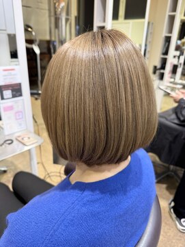 レッド(ReD) 白髪ぼかし/縮毛矯正/髪質改善/白髪染め/白髪/カラー/金沢/ReD