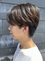 ヒュイル バイ ニアウ(Hwyl by Niau)&nbsp;メンズマッシュセンターパートスパイラルパーマニュアンスパーマ