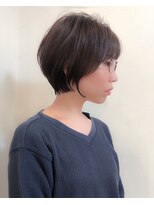 クララ ジャパン マエバル(CLALA JAPAN Maebaru) すっきり女性らしい丸みショート
