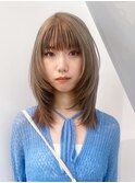 くすみベージュ透明感カラーウルフレイヤーロング_ba537811