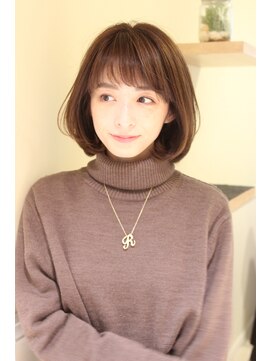 レウナ 外苑前(Reuna) 30代40代人気 お手入れ簡単丸みが可愛いボブ　毛先