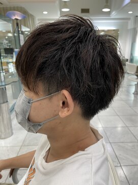 クオーター(QUARTER) メンズイチオシ刈り上げツーブロックスタイル