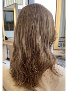 アテナ アヴェダ(ATENA AVEDA) ミルクティーベージュ