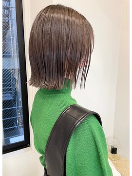 ヌース(NOUS) 【nous】切りっぱなしボブ/外はねボブ/ミニボブ薬院天神今泉警固