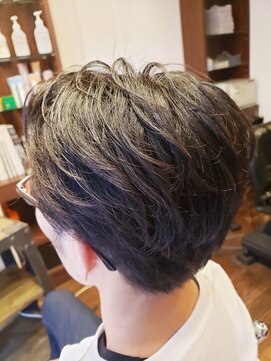 アスーリ Asuri 【ビジネスマン】ナチュラルパーマ/短髪束感モテる30代40代50代