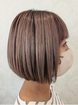 ロム 切りっぱなしショートボブ/ニュアンスカラー/30代40代
