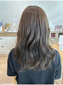 20代30代40代/イルミナオリーブカラー/透明感/ゆる巻き