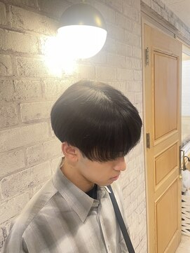 ネウィ 大分中央町店(newi) 【山室】@muro0__2 ☆顔周り長めが好みな方に♪前下がりマッシュ