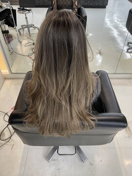 シャンプーボーイエイムス(SHAMPOO BOY aims) バレイヤージュ