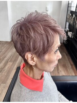 ハーツ(Heart's) 白髪ぼかしラベンダー×ベリーショート