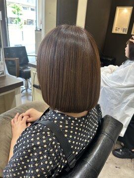 ユニ(Uni.) 艶ボブ